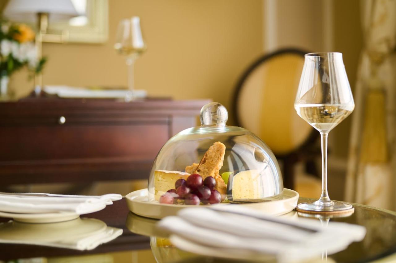 Castlemartyr Resort Hotel Exterior photo A wine glass