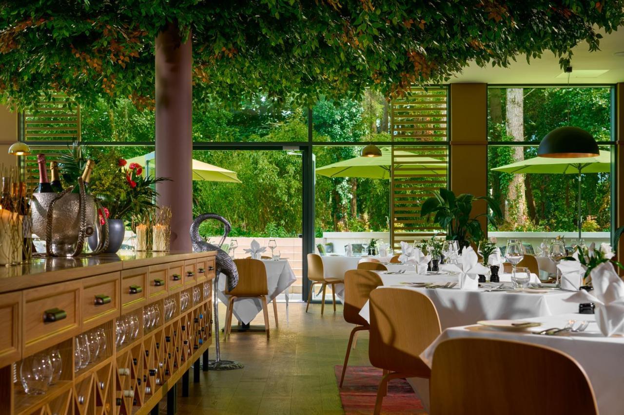 Castlemartyr Resort Hotel Exterior photo Restaurant "Le Pergolato"