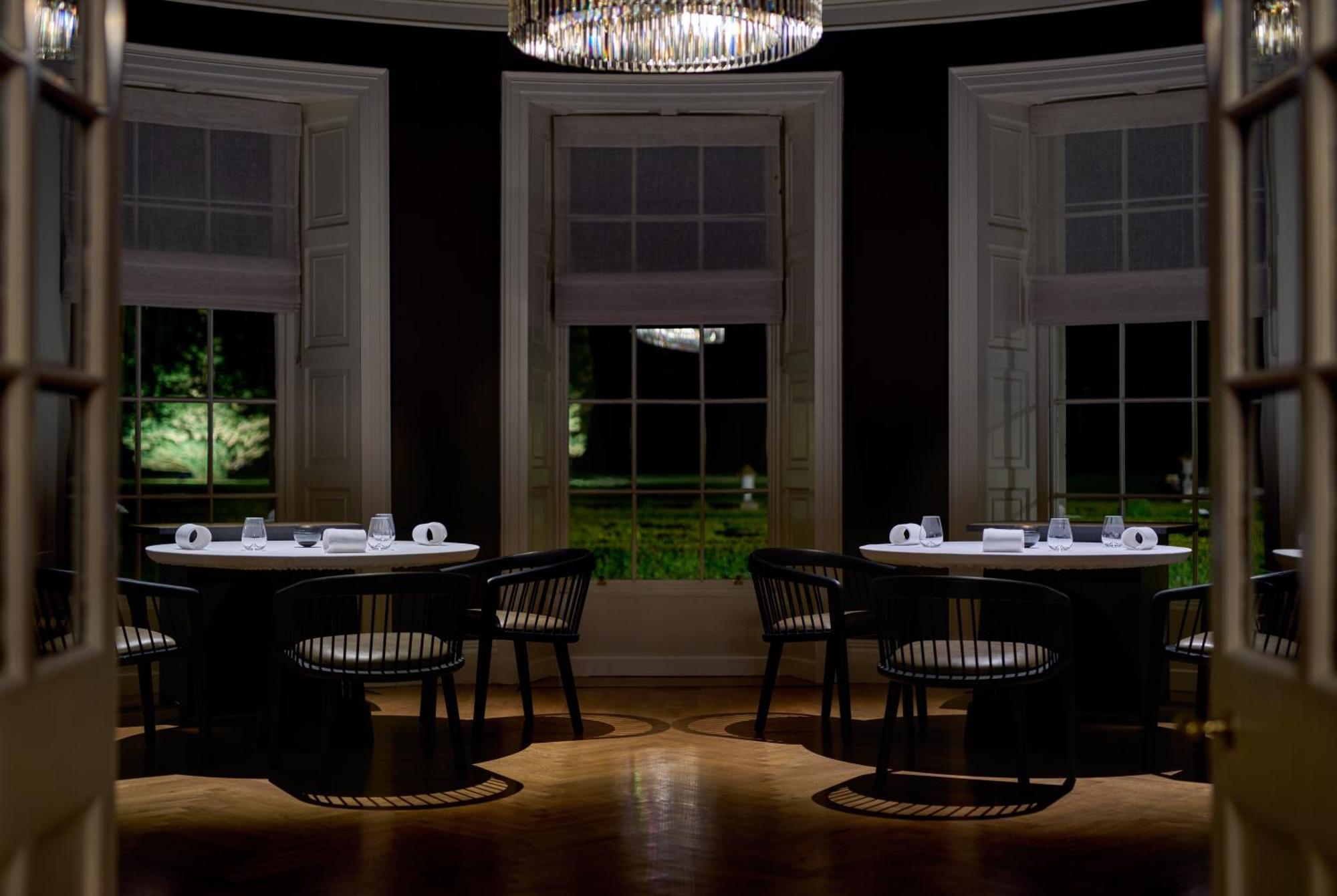 Castlemartyr Resort Hotel Exterior photo The dining room at The Ivy, St John's Wood